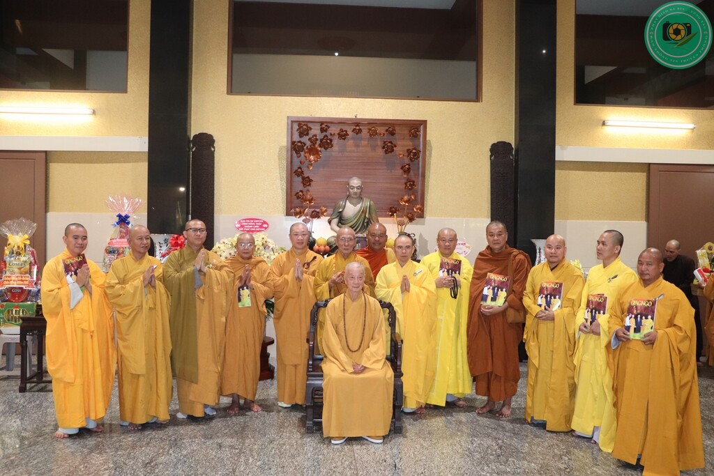 Thường trực BTS Phật giáo tỉnh chúc tết Chư tôn giáo phẩm Trung ương xuân Giáp Thìn (2024)